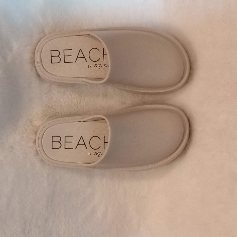 Slip on clogs